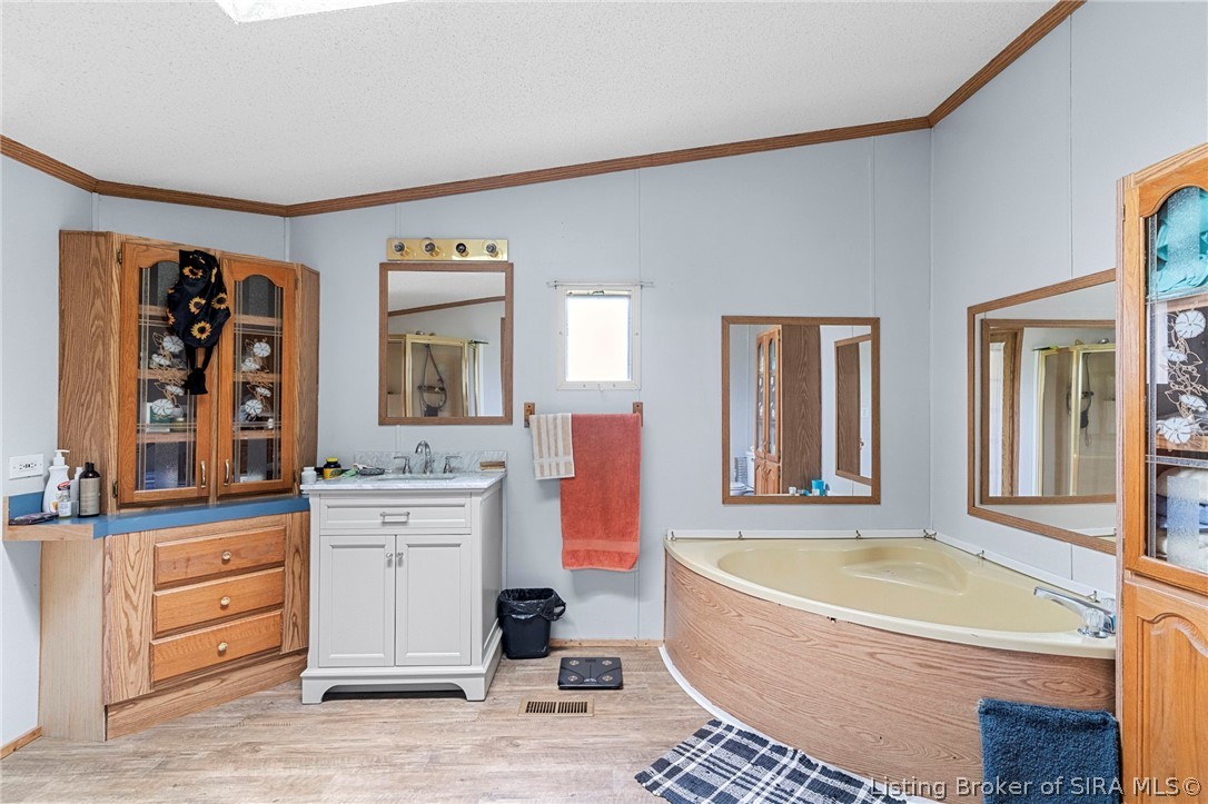 9727 E Vernon Ridge Road Property Photo 18