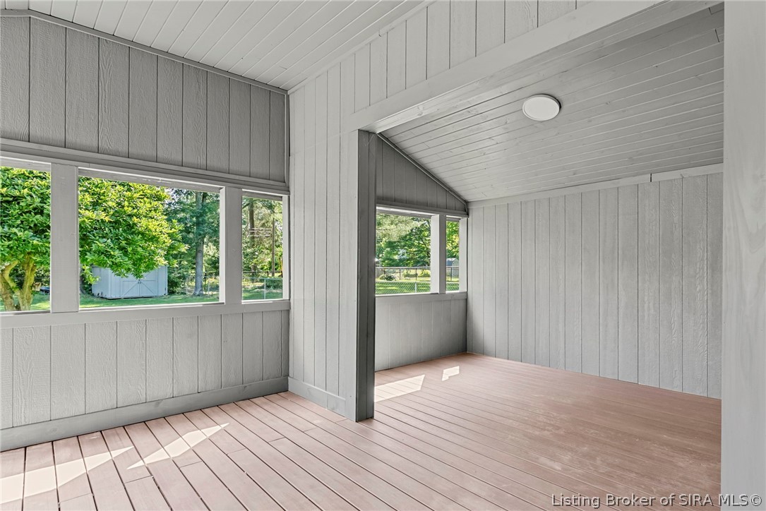2037 Ridgewood Drive Property Photo 23