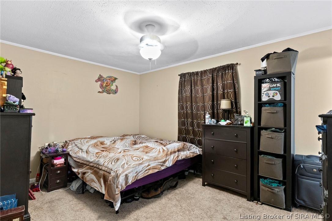 2610 S College Hills Dr Property Photo 16