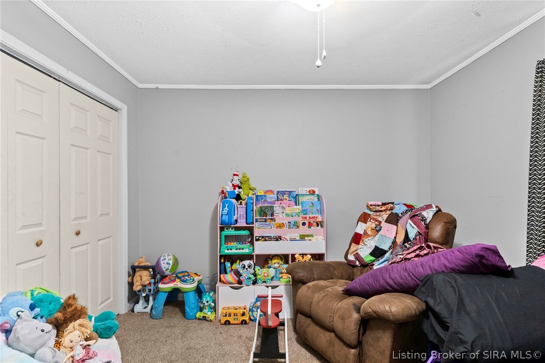 2610 S College Hills Dr Property Photo 22