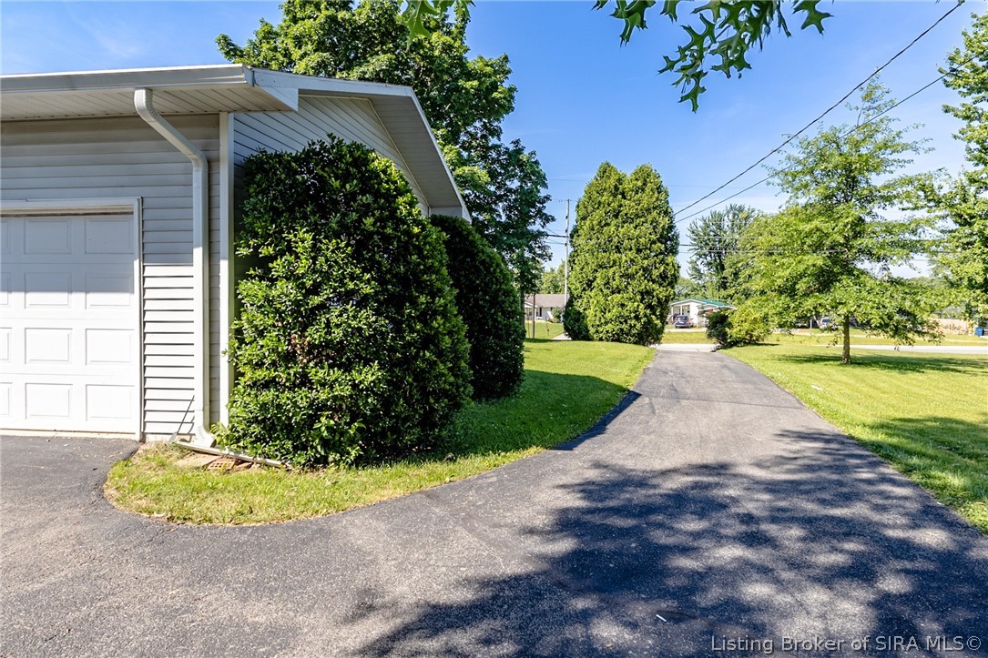 477 S Highway 31 Property Photo 5
