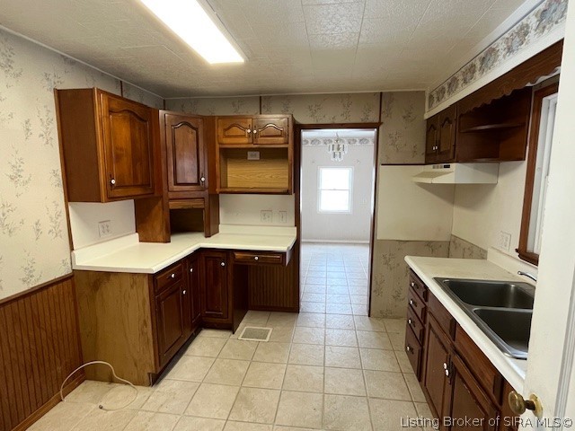 706 N Main Street Property Photo 11