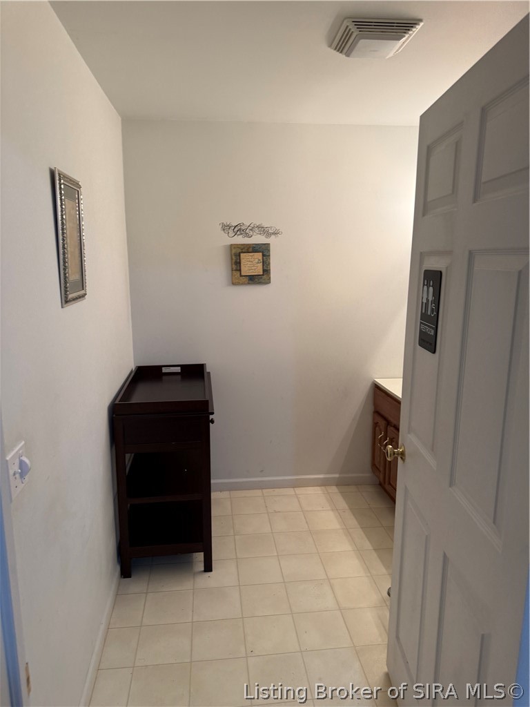 5353 W County Road 200 S Property Photo 11