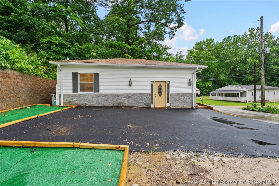 3285 Budd Road Property Photo 1