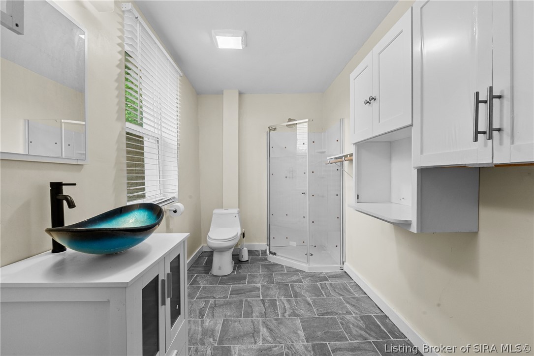 3285 Budd Road Property Photo 9