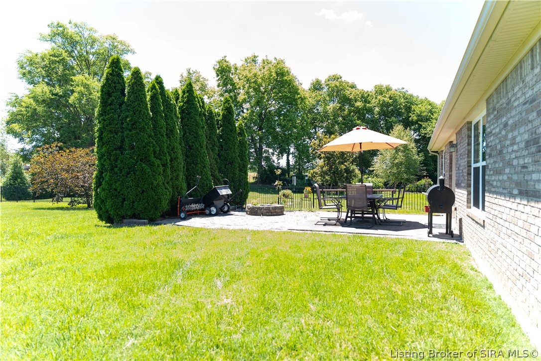 5422 Mansfield Way Property Photo 4