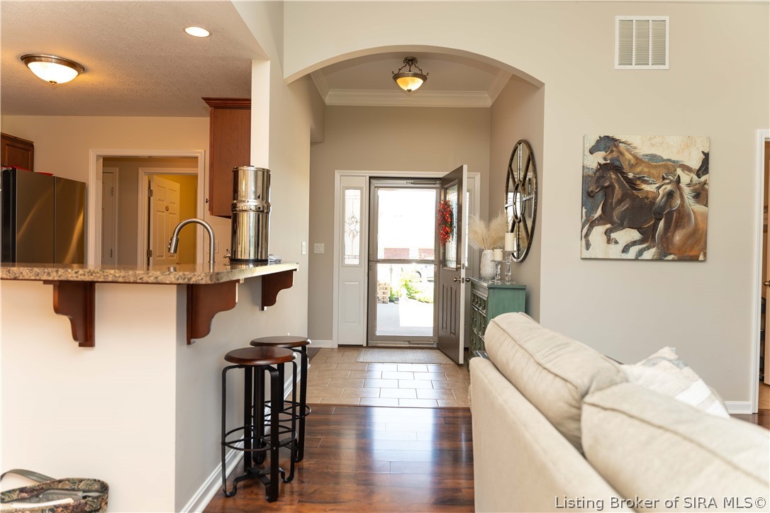 5422 Mansfield Way Property Photo 5