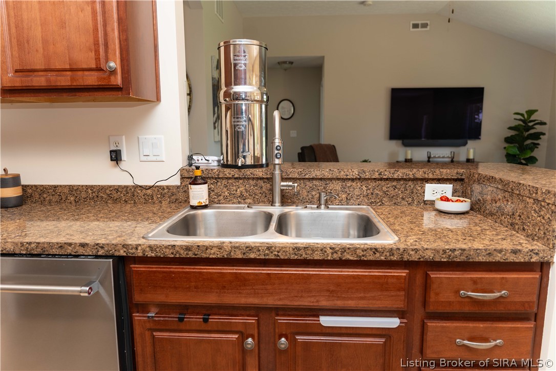 5422 Mansfield Way Property Photo 34