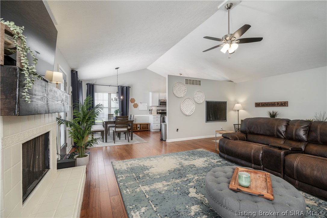 5106 Everett Avenue Property Photo 6