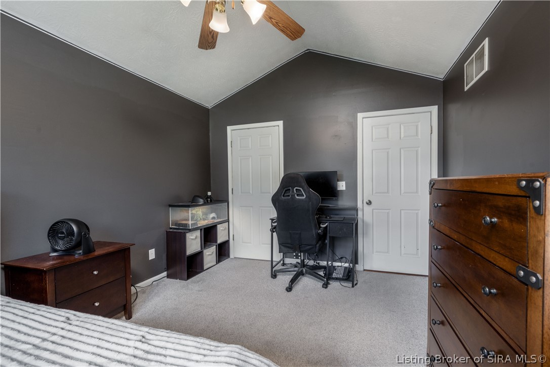 5106 Everett Avenue Property Photo 14