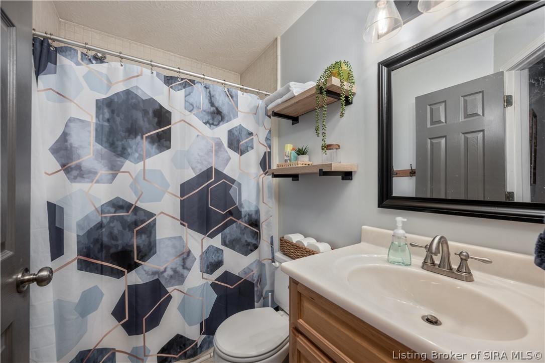 5106 Everett Avenue Property Photo 24