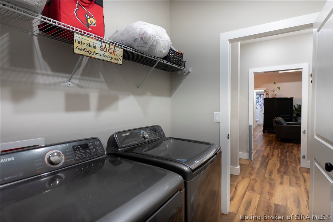 808 Kings Court Property Photo 34