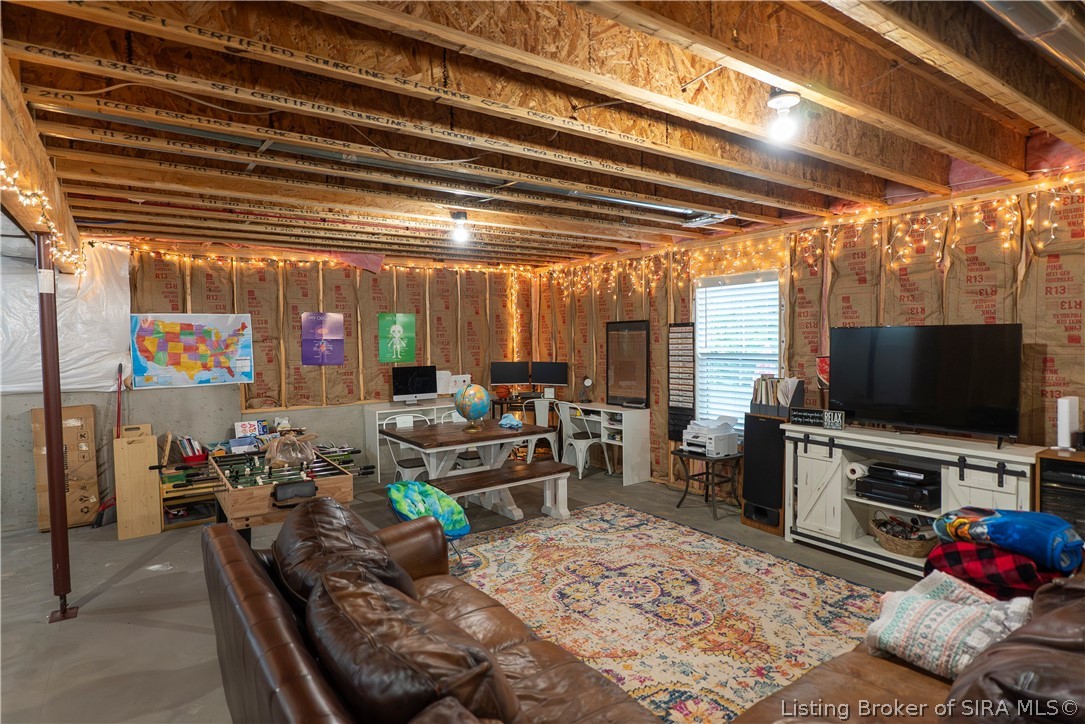 808 Kings Court Property Photo 41