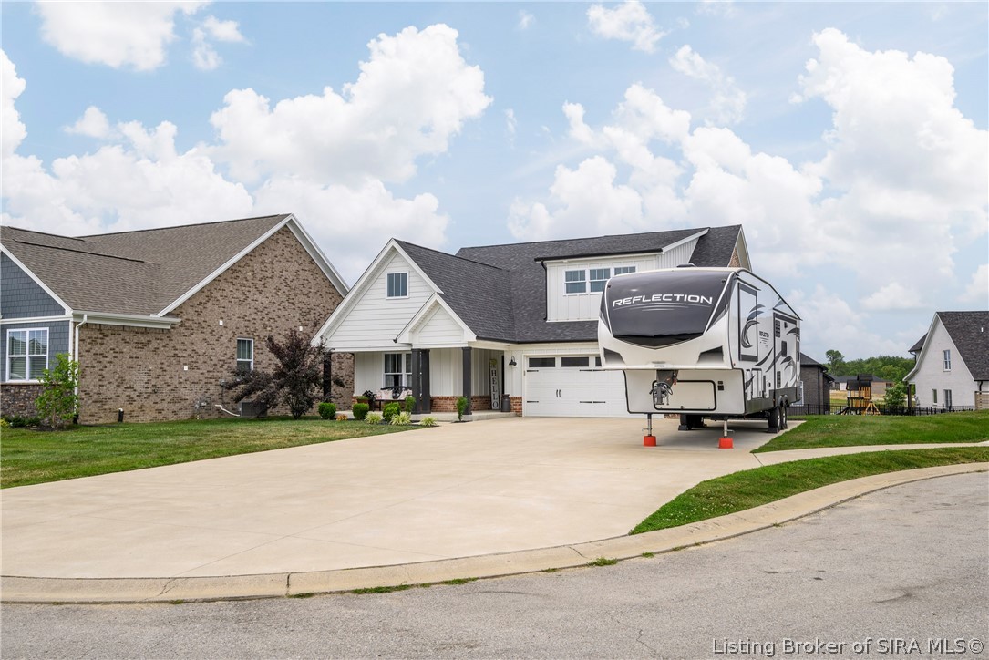 7704 Linwood Circle Property Photo 4