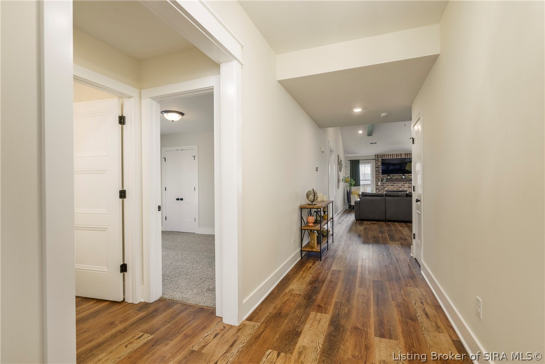 7704 Linwood Circle Property Photo 12