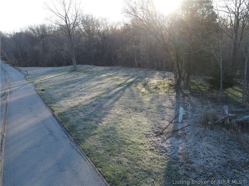22106 Daisy Hill Road Property Photo 4