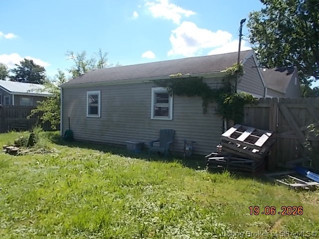204 E Bard Street Property Photo 2
