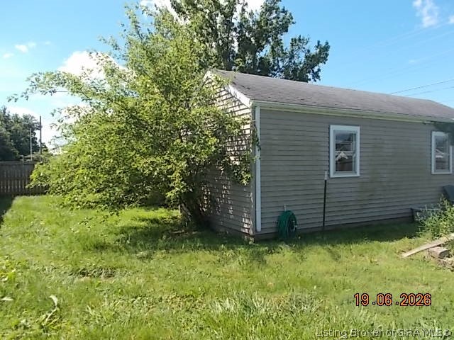 204 E Bard Street Property Photo 5