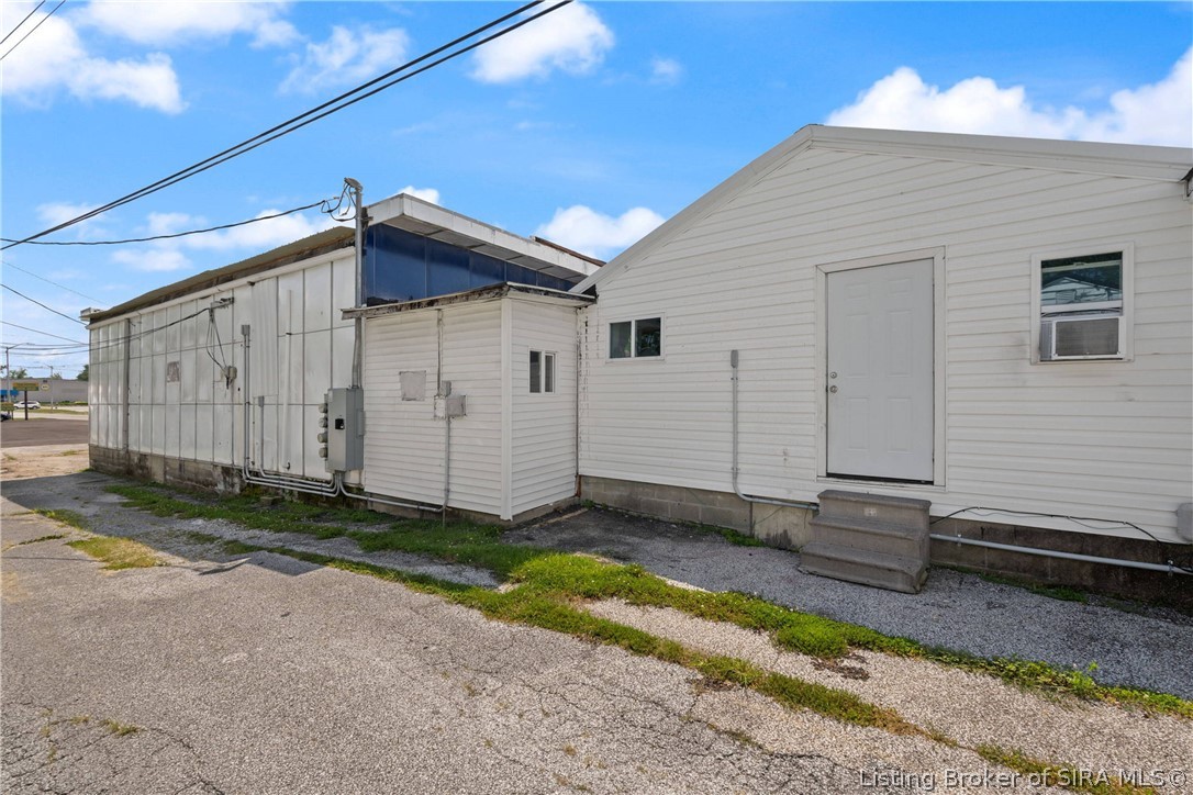 525 N Gardner Street Property Photo 2