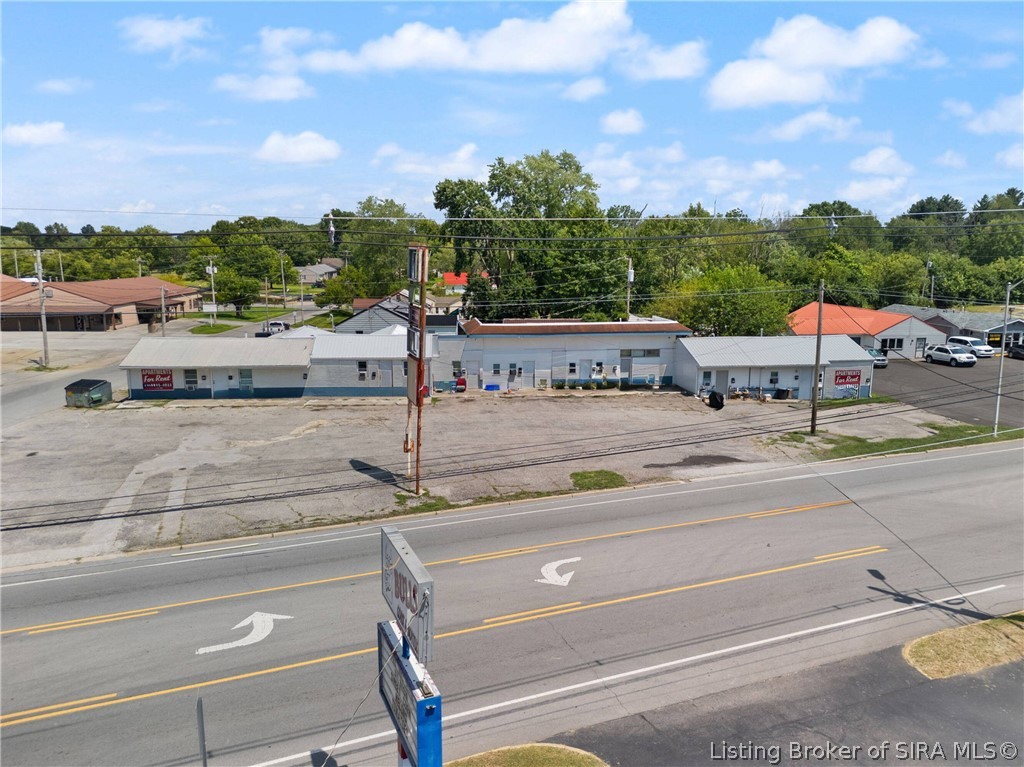 525 N Gardner Street Property Photo 8