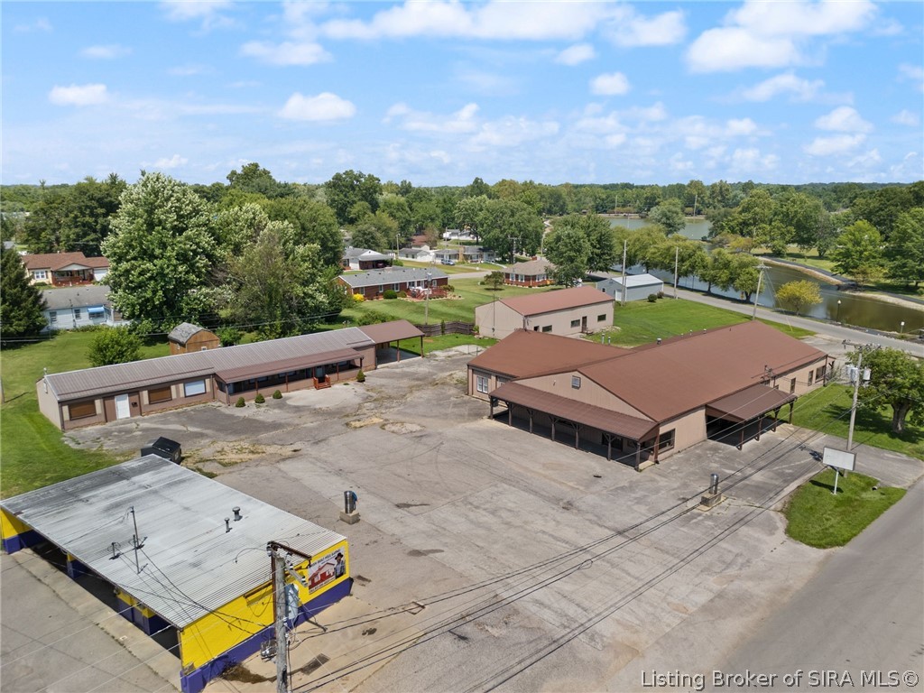 756 Lakeshore Drive Property Photo 3