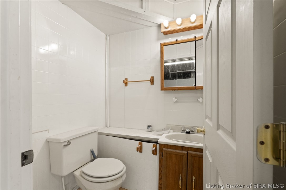 756 Lakeshore Drive Property Photo 33