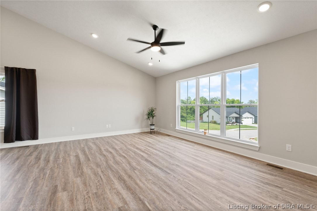 8008 Hudson Lane Property Photo 15