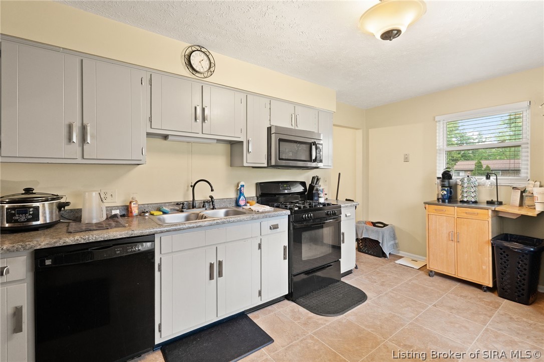 4012 Melvyn Drive Property Photo 10