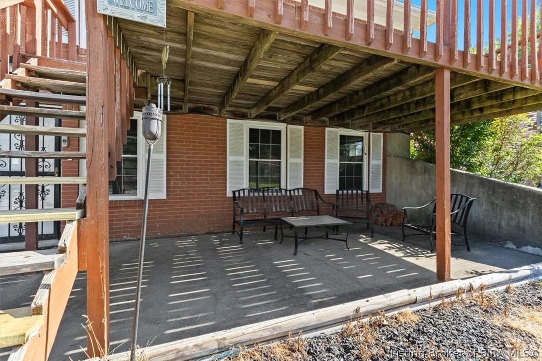 1818 Rita Drive Property Photo 4