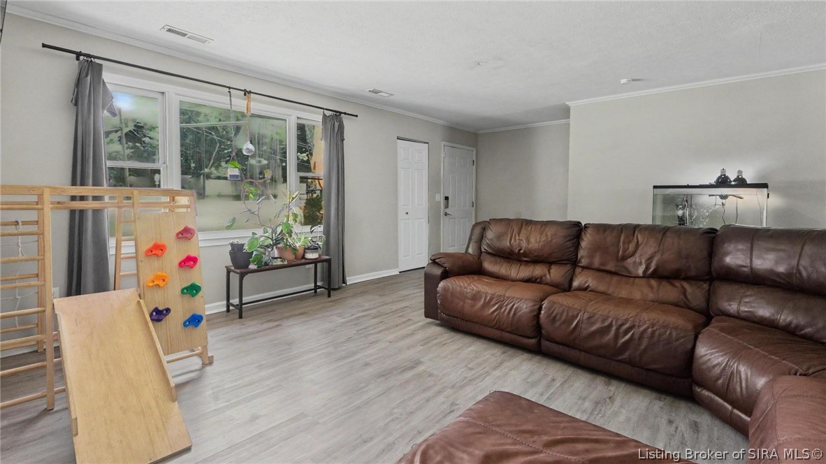 2419 Shelby Street Property Photo 3