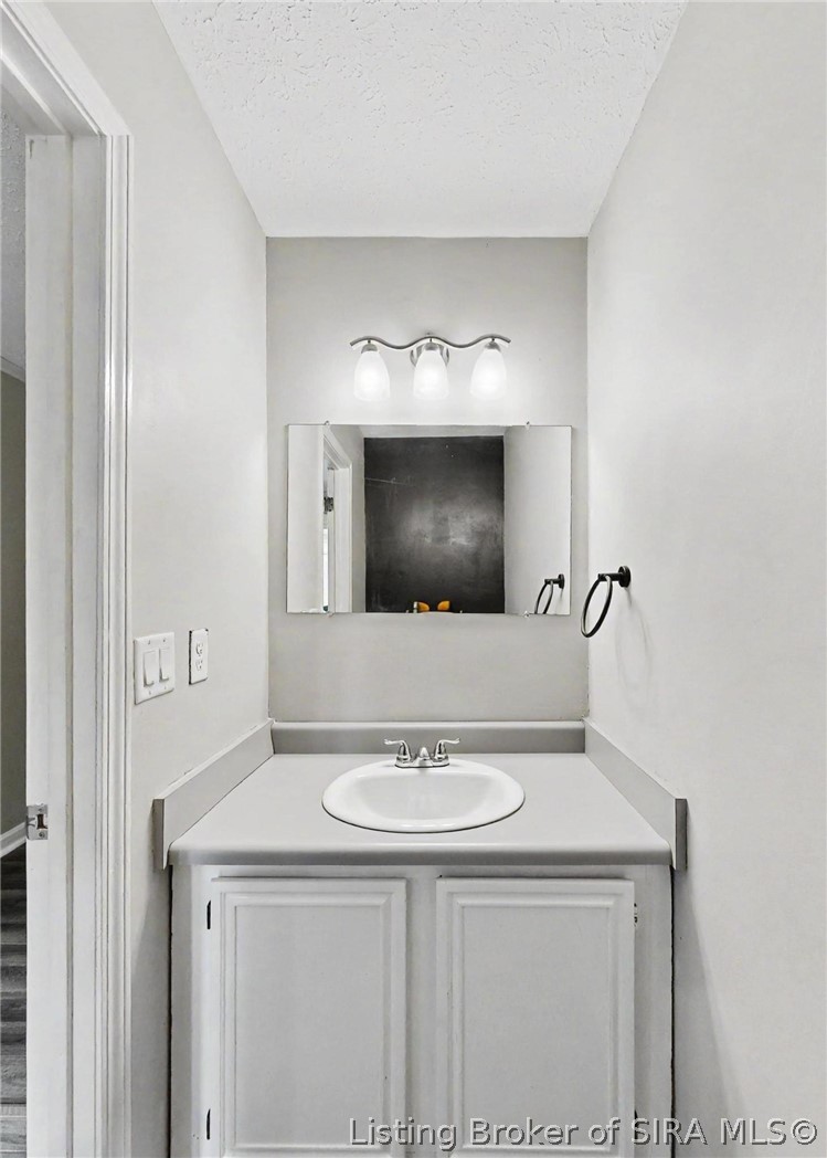2419 Shelby Street Property Photo 11