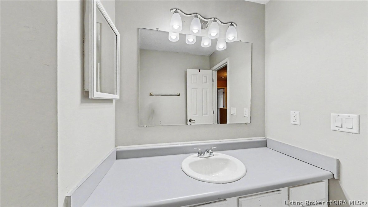 2419 Shelby Street Property Photo 15
