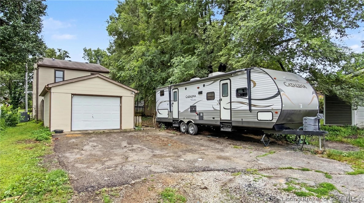 2419 Shelby Street Property Photo 19