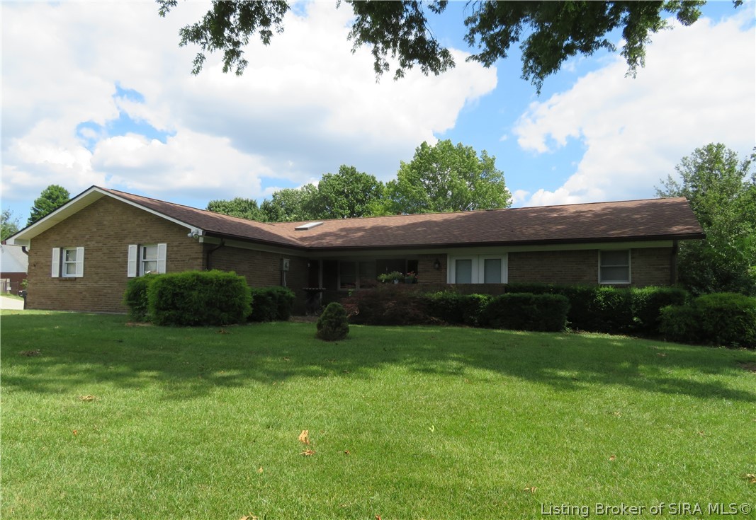 3000 Creek Ridge Drive Property Photo 1