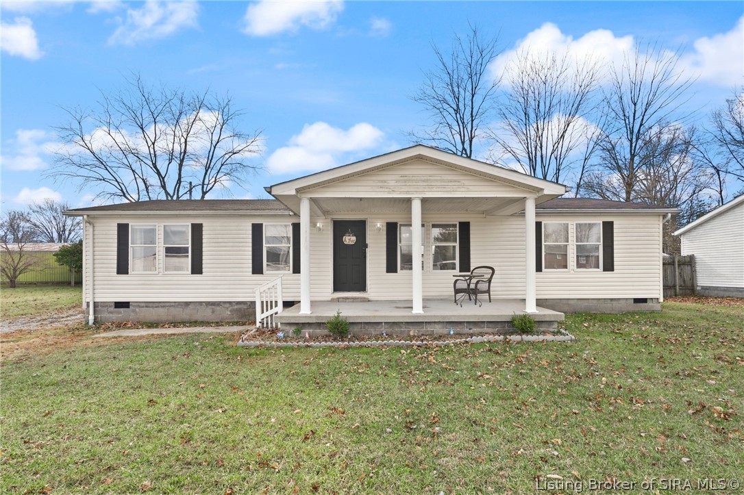 1323 W Kenwood Drive Property Photo 2