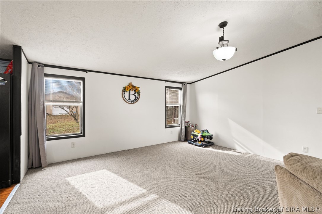1323 W Kenwood Drive Property Photo 13