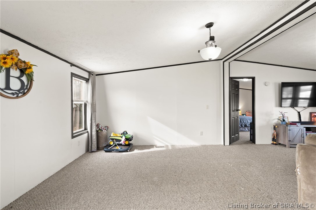 1323 W Kenwood Drive Property Photo 14