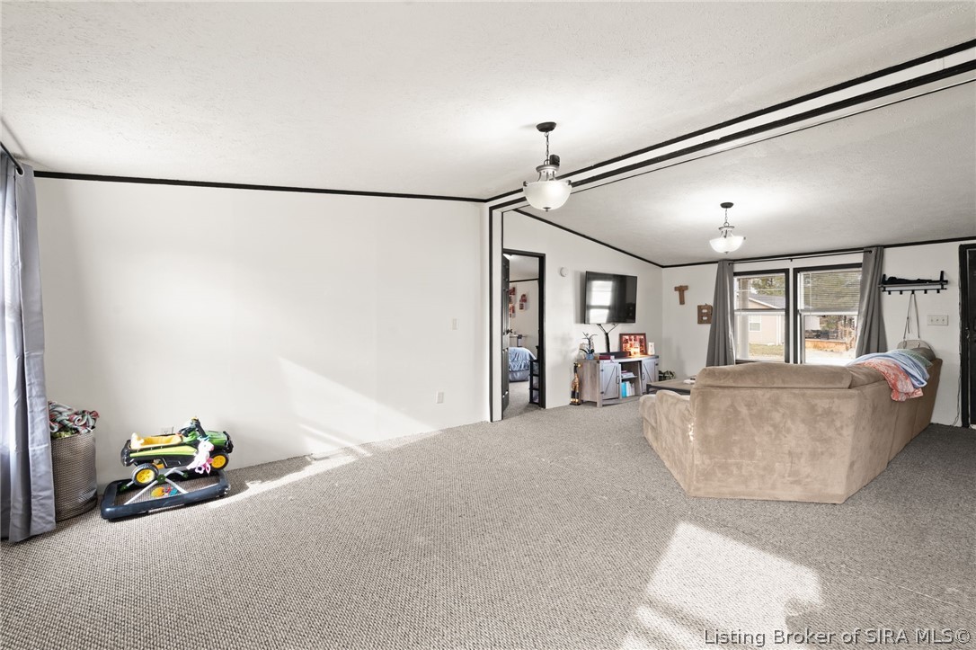 1323 W Kenwood Drive Property Photo 15