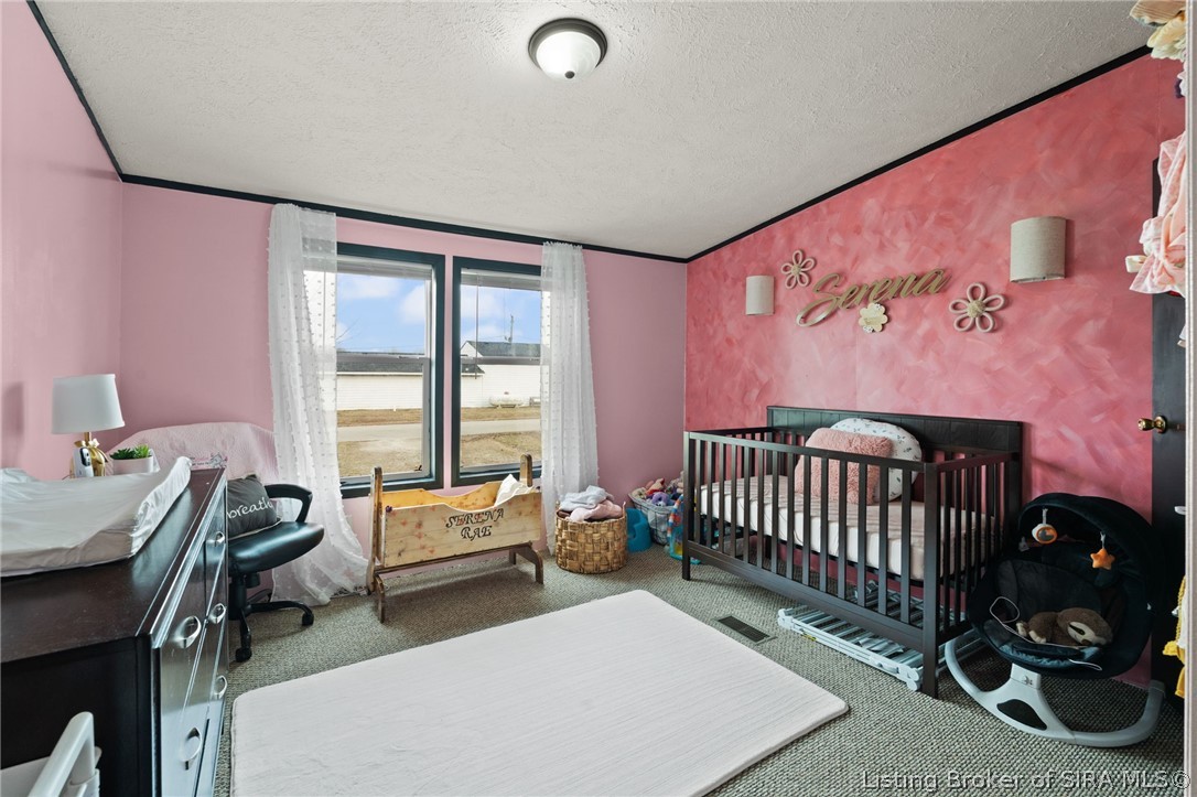 1323 W Kenwood Drive Property Photo 33