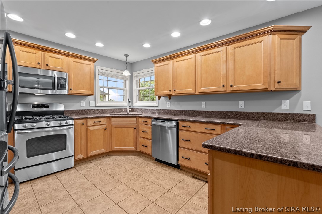 3125 Ambercrest Loop Property Photo 19