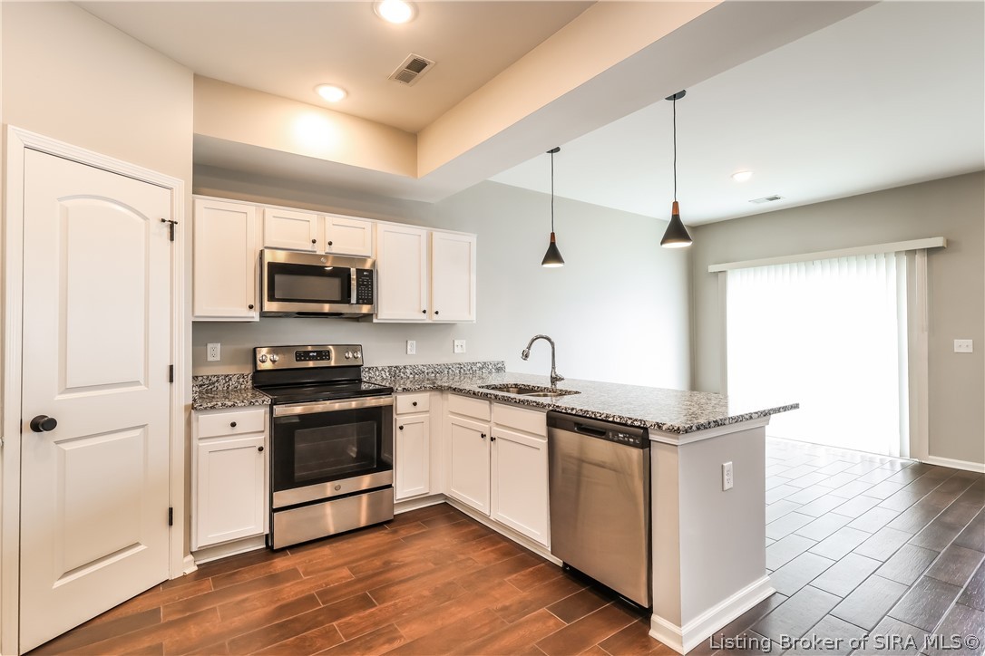 2105 Paddle Wheel Drive Property Photo 4