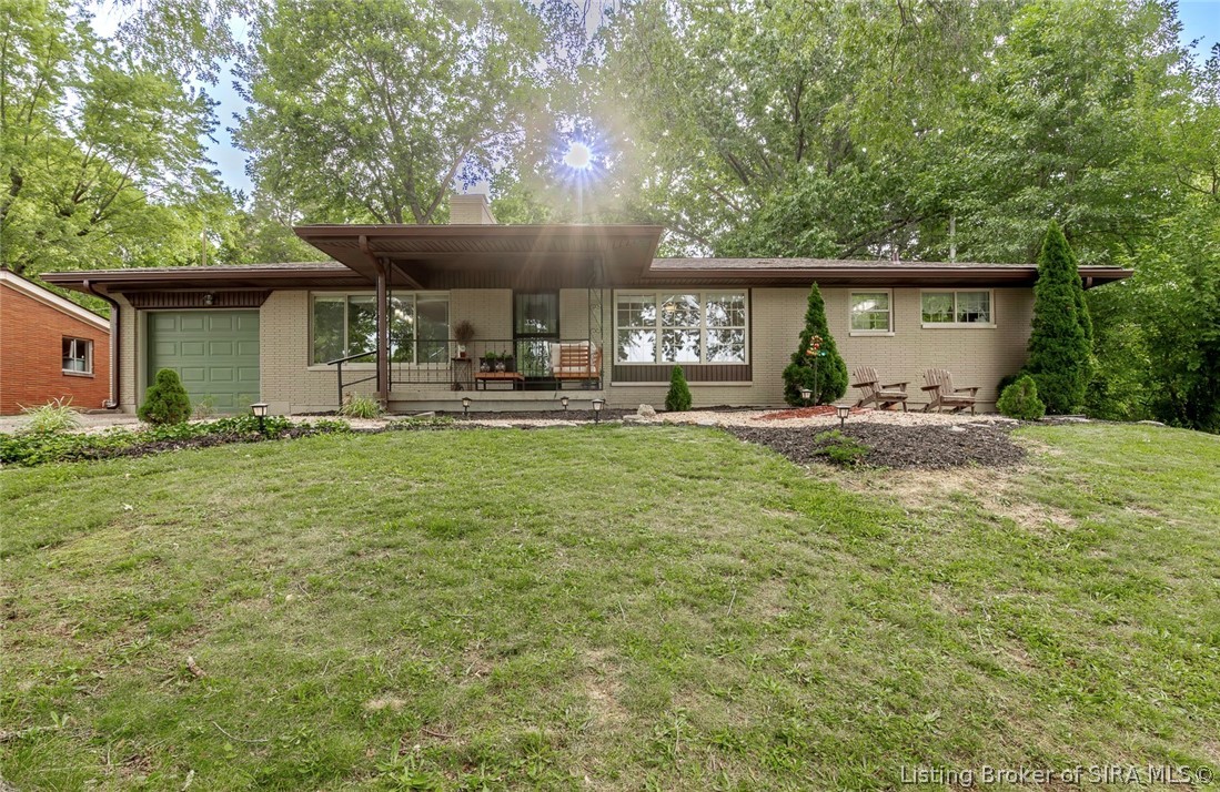 2412 Stover Drive Property Photo 3