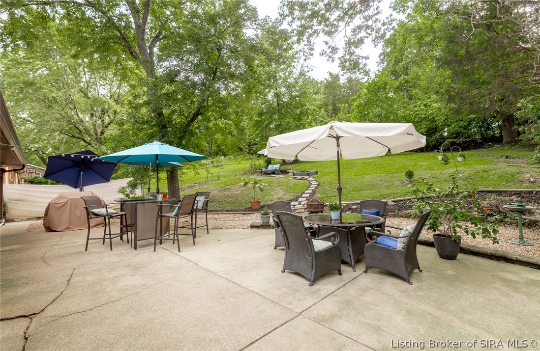 2412 Stover Drive Property Photo 7