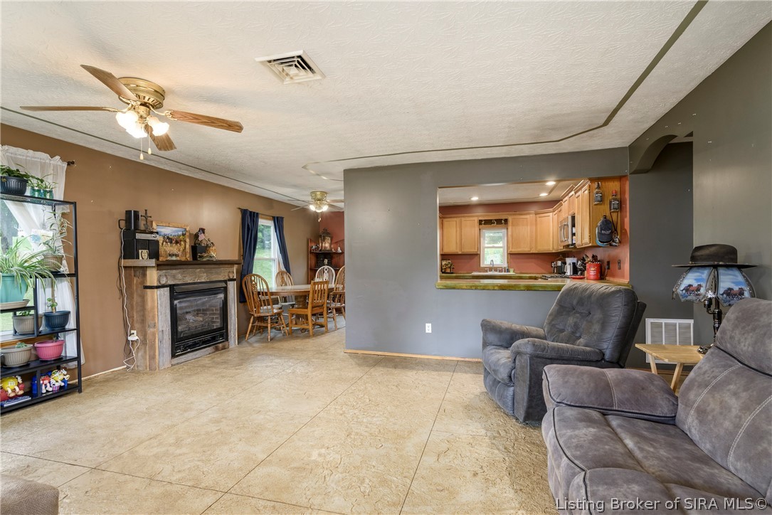 8014 Ridge Way Property Photo 7