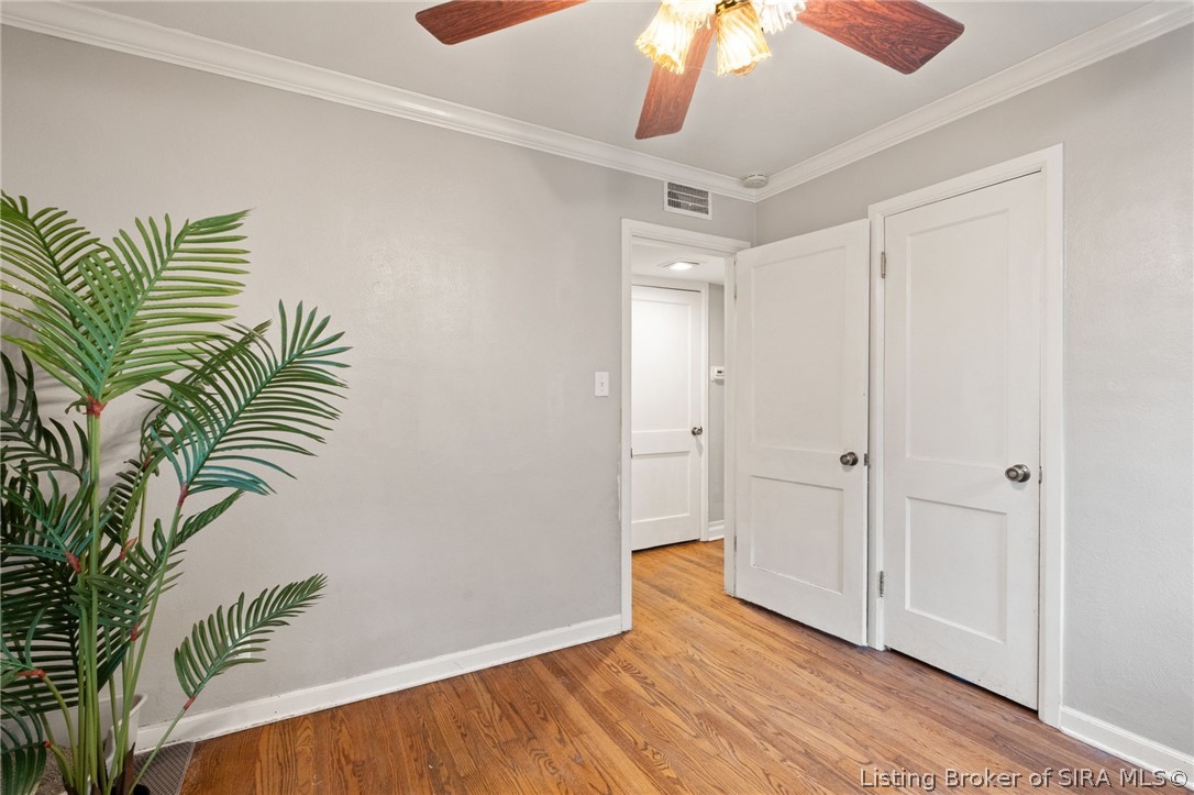 926 E 8th Street Property Photo 24