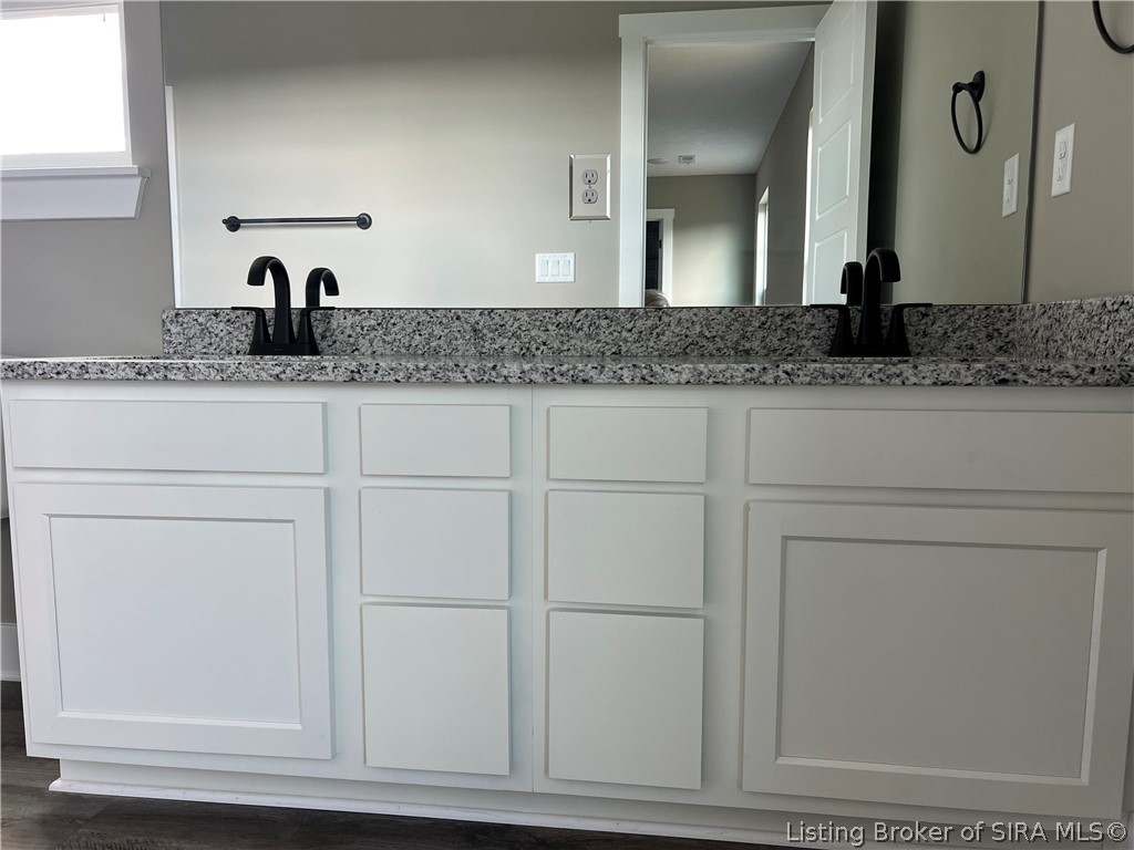 5805 Ray's (6sv) Court Property Photo 11