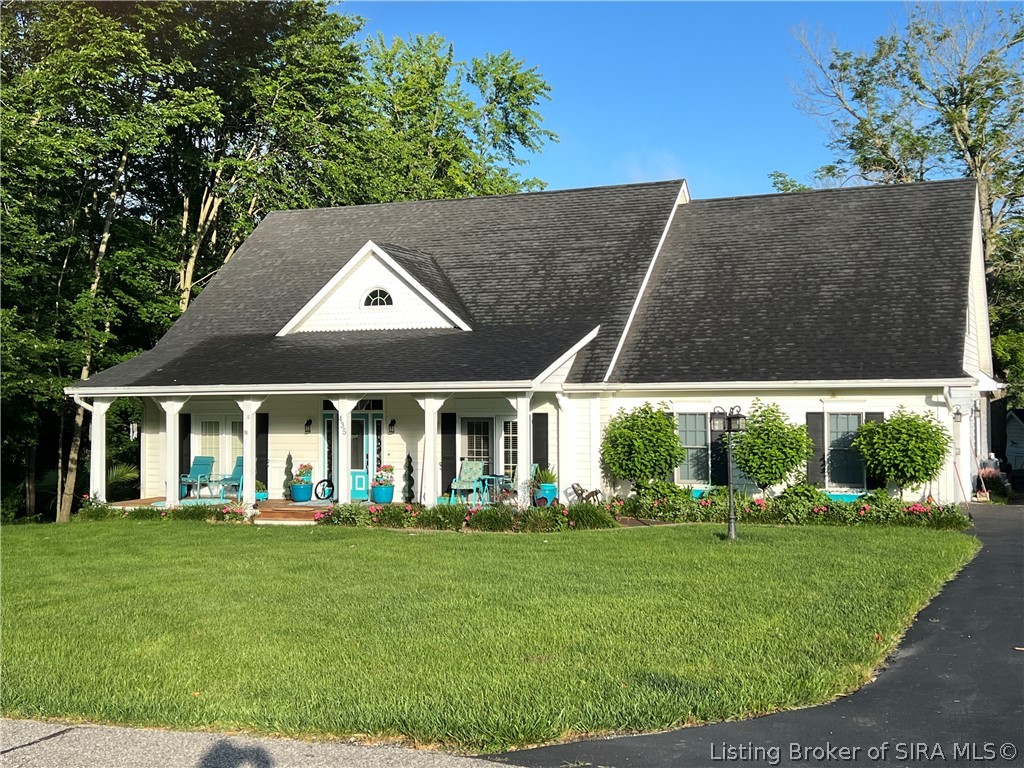 435 N Lakeside Drive