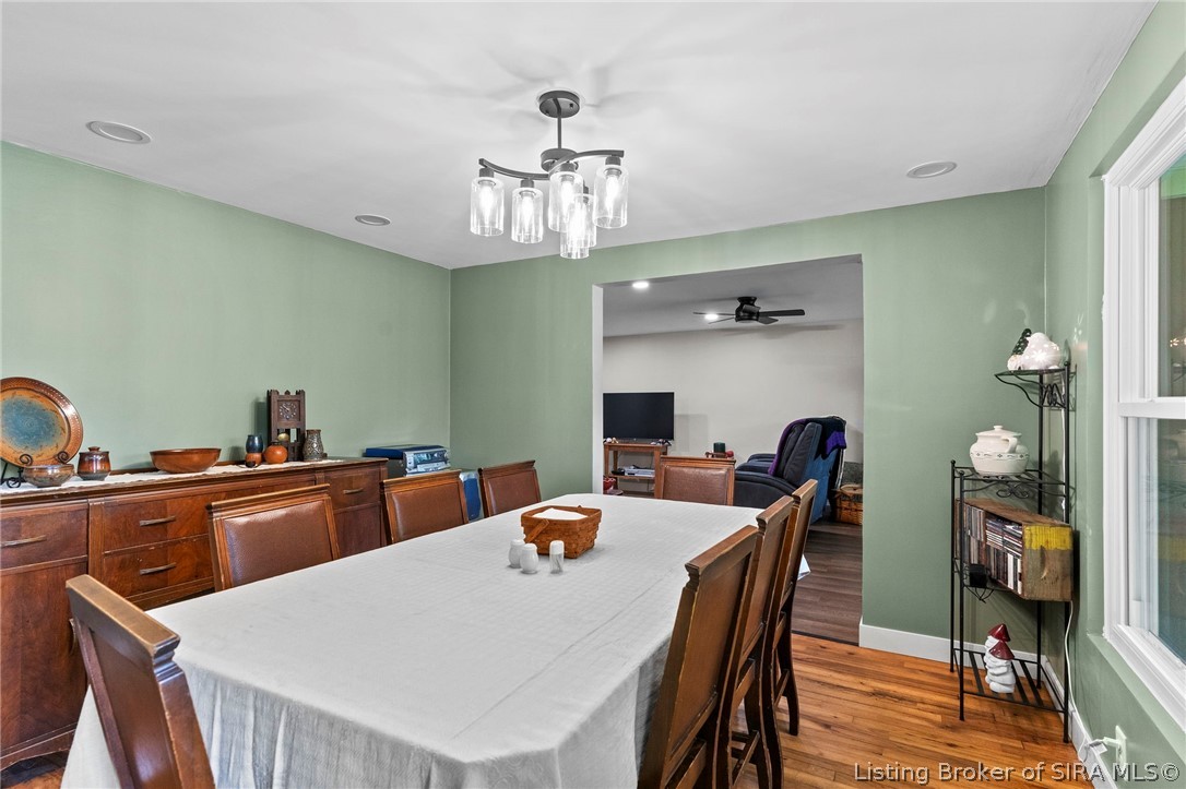 4907 E Lovers Lane Property Photo 5