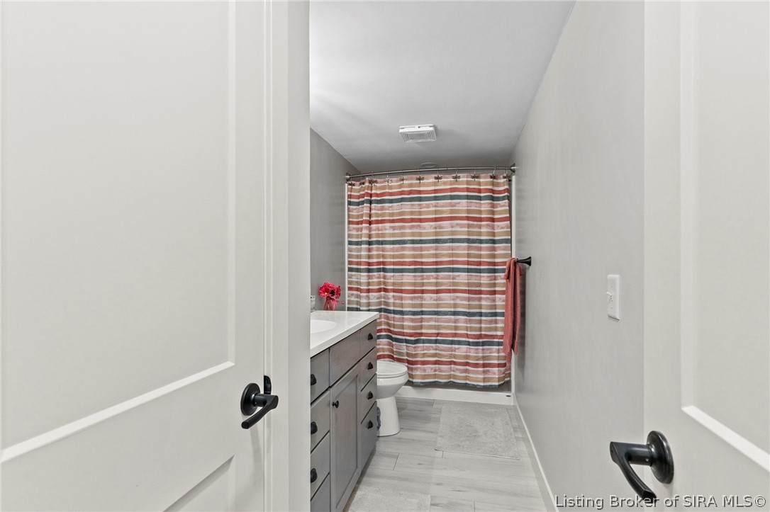4907 E Lovers Lane Property Photo 18