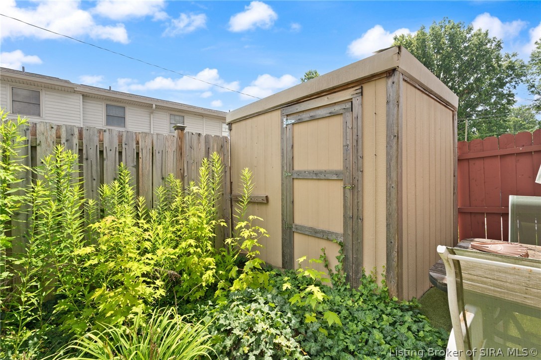 3042 Wooded Way Property Photo 7